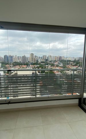 Apartamento para alugar com 163m², 2 quartos e 4 vagas Apartamento para alugar com 163m², 2 quartos e 4 vagasVaranda