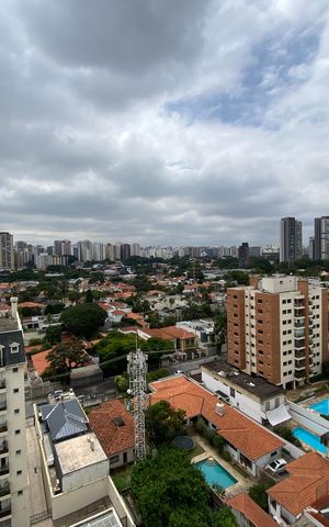 Apartamento para alugar com 163m², 2 quartos e 4 vagas Apartamento para alugar com 163m², 2 quartos e 4 vagasVista