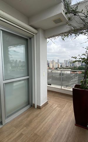 Apartamento para alugar com 163m², 2 quartos e 4 vagas Apartamento para alugar com 163m², 2 quartos e 4 vagasVaranda da Sala