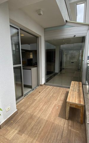 Apartamento para alugar com 163m², 2 quartos e 4 vagas Apartamento para alugar com 163m², 2 quartos e 4 vagasVaranda da cozinha