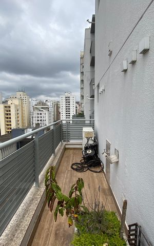 Apartamento para alugar com 163m², 2 quartos e 4 vagas Apartamento para alugar com 163m², 2 quartos e 4 vagasVaranda da cozinha