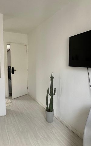 Apartamento à venda com 43m², 2 quartos e 1 vaga Apartamento à venda com 43m², 2 quartos e 1 vagaSala