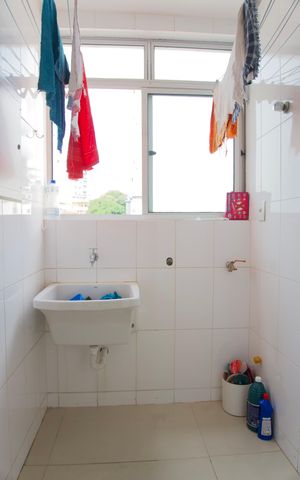Apartamento à venda com 183m², 3 quartos e 2 vagas Apartamento à venda com 183m², 3 quartos e 2 vagasÁrea de Serviço