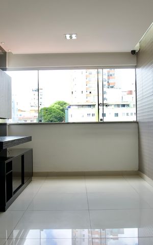Apartamento à venda com 183m², 3 quartos e 2 vagas Apartamento à venda com 183m², 3 quartos e 2 vagasSala 1