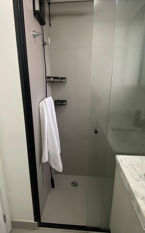 Apartamento à venda com 42m², 1 quarto e 1 vaga Apartamento à venda com 42m², 1 quarto e 1 vagaBanheiro