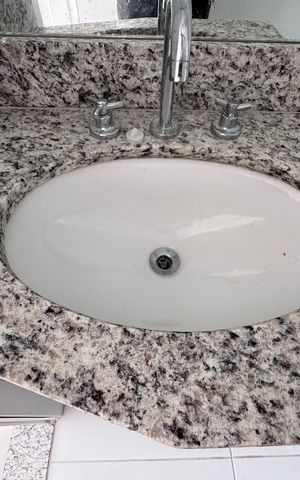 Apartamento para alugar com 324m², 3 quartos e 4 vagas Apartamento para alugar com 324m², 3 quartos e 4 vagasSuíte 2 - Banheiro