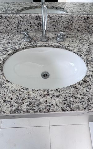 Apartamento para alugar com 324m², 3 quartos e 4 vagas Apartamento para alugar com 324m², 3 quartos e 4 vagasSuíte 3 - Banheiro