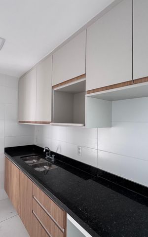 Apartamento para alugar com 324m², 3 quartos e 4 vagas Apartamento para alugar com 324m², 3 quartos e 4 vagasCozinha e Área de Serviço