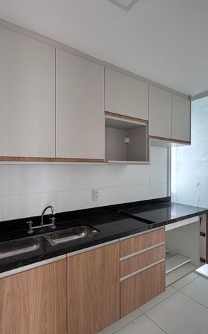 Apartamento para alugar com 324m², 3 quartos e 4 vagas Apartamento para alugar com 324m², 3 quartos e 4 vagasCozinha e Área de Serviço