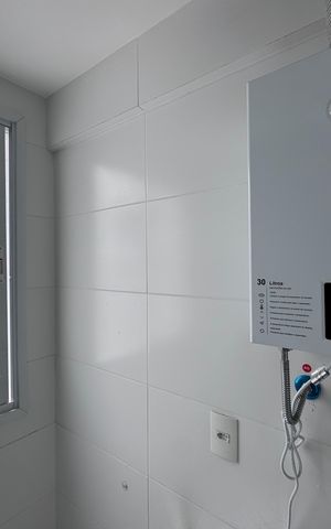 Apartamento para alugar com 324m², 3 quartos e 4 vagas Apartamento para alugar com 324m², 3 quartos e 4 vagasCozinha e Área de Serviço