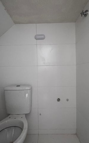 Apartamento para alugar com 324m², 3 quartos e 4 vagas Apartamento para alugar com 324m², 3 quartos e 4 vagasCozinha e Área de Serviço