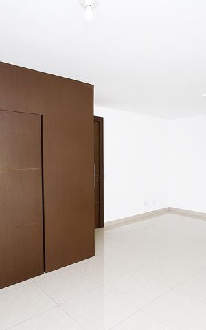 Apartamento à venda com 133m², 4 quartos e 3 vagasSala
