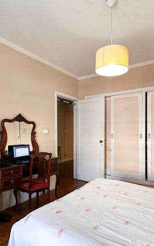 Casa à venda com 247m², 4 quartos e 3 vagas Casa à venda com 247m², 4 quartos e 3 vagasQuarto 1