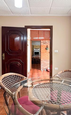 Casa à venda com 247m², 4 quartos e 3 vagas Casa à venda com 247m², 4 quartos e 3 vagasSala de Jantar