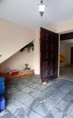 Casa à venda com 247m², 4 quartos e 3 vagas Casa à venda com 247m², 4 quartos e 3 vagasGaragem