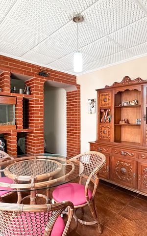 Casa à venda com 247m², 4 quartos e 3 vagas Casa à venda com 247m², 4 quartos e 3 vagasSala de Jantar