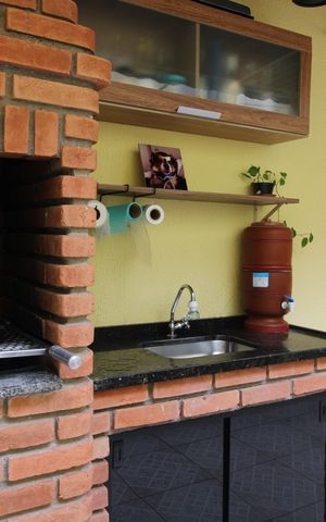 Casa à venda com 110m², 2 quartos e 2 vagasÁrea gourmet