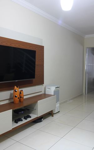 Casa à venda com 110m², 2 quartos e 2 vagasSala
