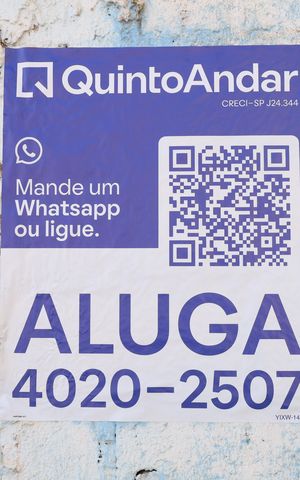 Apartamento para alugar com 60m², 2 quartos e 1 vagaPlaca instalada na fachada do condomínio - Código da placa: YIXW-1471