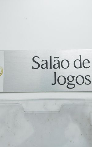 Apartamento à venda com 60m², 2 quartos e 2 vagas Apartamento à venda com 60m², 2 quartos e 2 vagasSalão de jogos