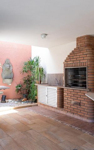 Casa para alugar com 488m², 4 quartos e 4 vagas Casa para alugar com 488m², 4 quartos e 4 vagasÁrea comum