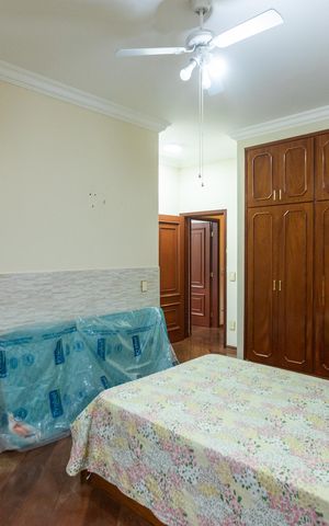 Casa para alugar com 488m², 4 quartos e 4 vagas Casa para alugar com 488m², 4 quartos e 4 vagasSuíte