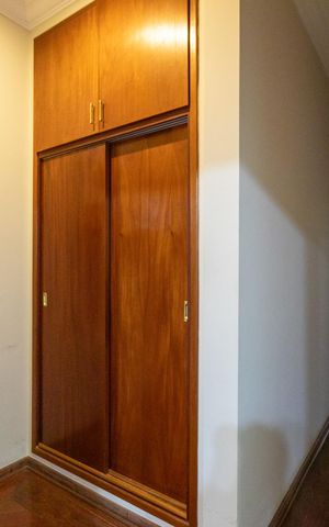 Casa para alugar com 488m², 4 quartos e 4 vagas Casa para alugar com 488m², 4 quartos e 4 vagasÁrea comum