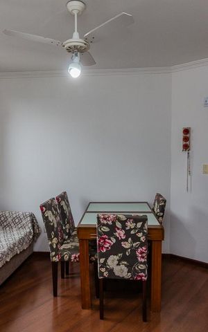 Apartamento à venda com 57m², 2 quartos e 1 vaga Apartamento à venda com 57m², 2 quartos e 1 vagaSala