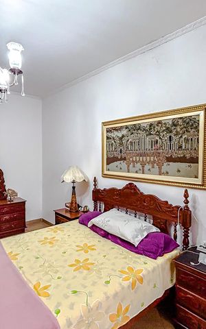 Casa à venda com 160m², 4 quartos e 2 vagasSuíte 2