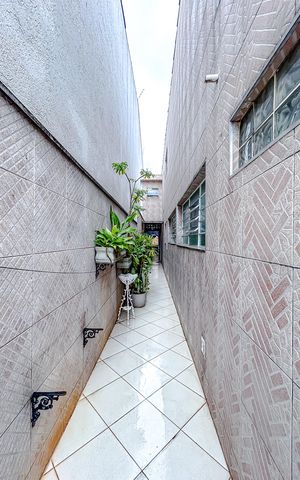 Casa à venda com 160m², 4 quartos e 2 vagasÁrea externa