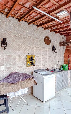 Casa à venda com 160m², 4 quartos e 2 vagasÁrea gourmet