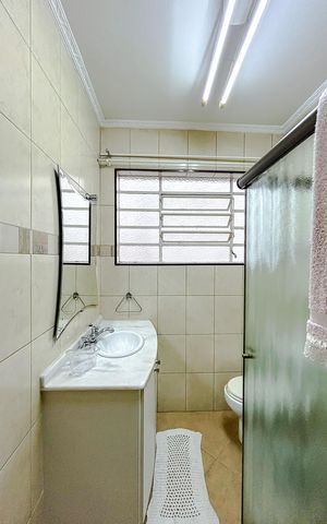 Casa à venda com 160m², 4 quartos e 2 vagasBanheiro da Suíte 1