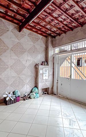 Casa à venda com 160m², 4 quartos e 2 vagasGaragem