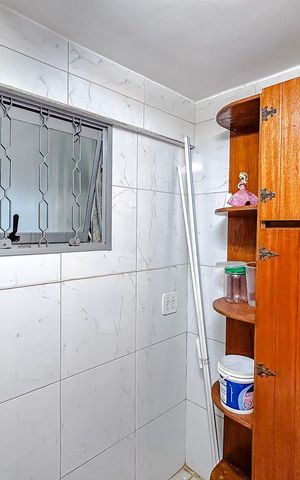 Casa à venda com 160m², 4 quartos e 2 vagasÁrea de Serviço