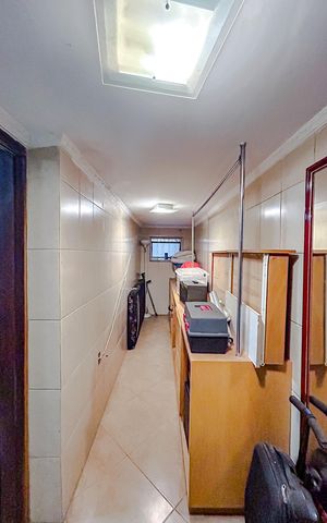 Casa à venda com 160m², 4 quartos e 2 vagasCloset da suíte 3