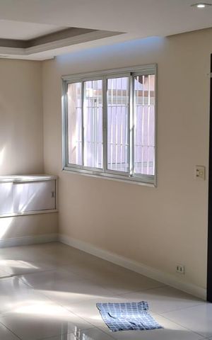 Casa à venda com 275m², 3 quartos e 2 vagas Casa à venda com 275m², 3 quartos e 2 vagasSala