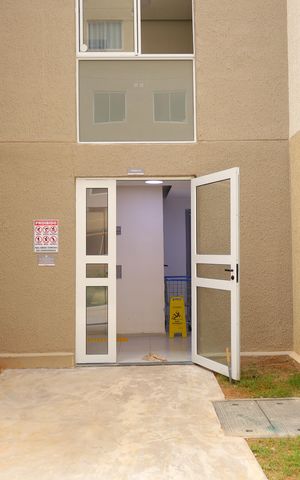 Apartamento à venda com 40m², 2 quartos e sem vagaÁrea comum - Entrada do prédio