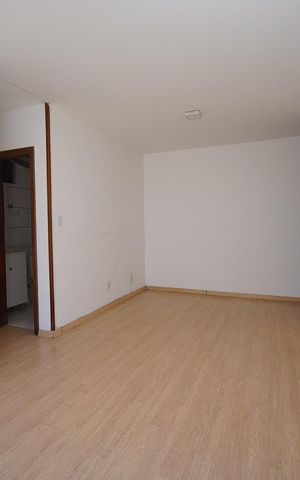 Apartamento para alugar com 75m², 2 quartos e sem vagaSala