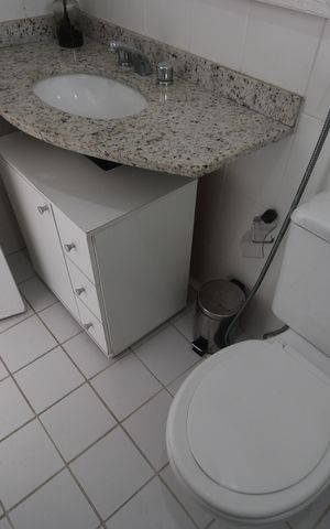 Apartamento à venda com 134m², 4 quartos e 3 vagasBanheiro da suíte 2