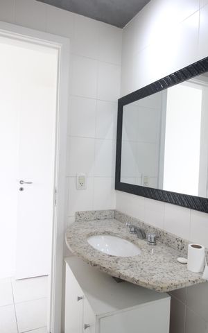 Apartamento à venda com 134m², 4 quartos e 3 vagasBanheiro da suíte 4