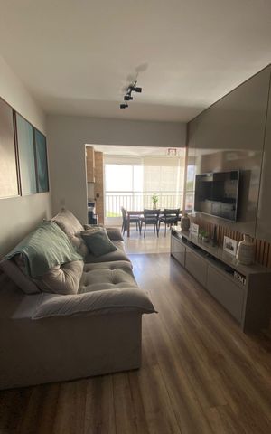 Apartamento à venda com 85m², 3 quartos e 2 vagas Apartamento à venda com 85m², 3 quartos e 2 vagasSala