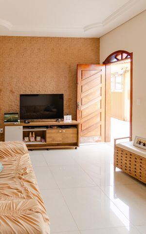 Casa à venda com 174m², 3 quartos e 4 vagas Casa à venda com 174m², 3 quartos e 4 vagasSala