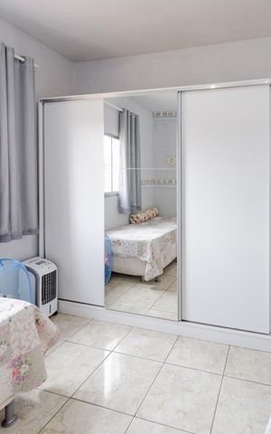 Casa à venda com 174m², 3 quartos e 4 vagas Casa à venda com 174m², 3 quartos e 4 vagasQuarto 1
