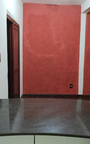 Casa à venda com 160m², 3 quartos e 2 vagas Casa à venda com 160m², 3 quartos e 2 vagasSala