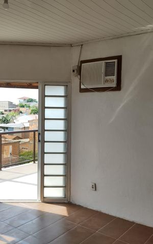 Casa à venda com 160m², 3 quartos e 2 vagas Casa à venda com 160m², 3 quartos e 2 vagasQuarto