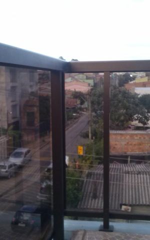Casa à venda com 160m², 3 quartos e 2 vagas Casa à venda com 160m², 3 quartos e 2 vagasVaranda