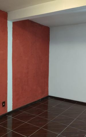 Casa à venda com 160m², 3 quartos e 2 vagas Casa à venda com 160m², 3 quartos e 2 vagasSala