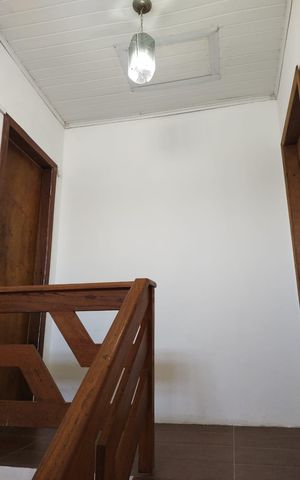 Casa à venda com 160m², 3 quartos e 2 vagas Casa à venda com 160m², 3 quartos e 2 vagasMezanino