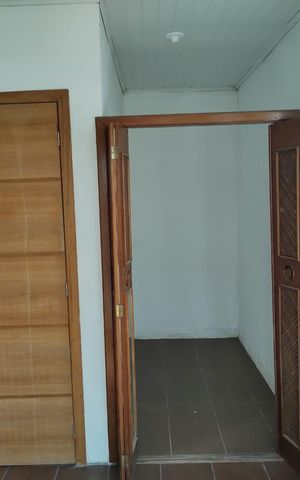 Casa à venda com 160m², 3 quartos e 2 vagas Casa à venda com 160m², 3 quartos e 2 vagasQuarto