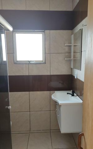 Casa à venda com 160m², 3 quartos e 2 vagas Casa à venda com 160m², 3 quartos e 2 vagasBanheiro